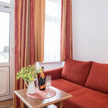 Promenadenhotel Kaiser Wilhelm 3*