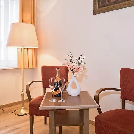 Promenadenhotel Kaiser Wilhelm Hotel 3*